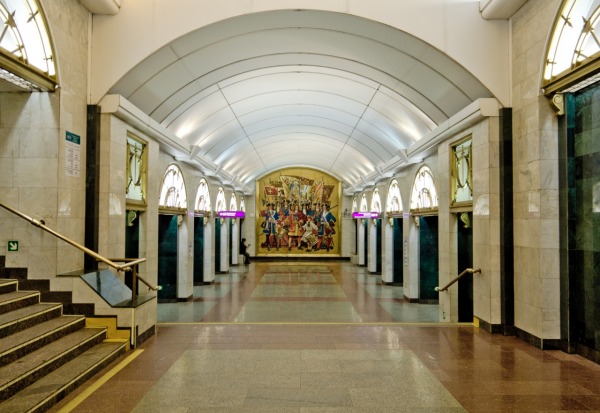 Станция метро «Звенигородская»
