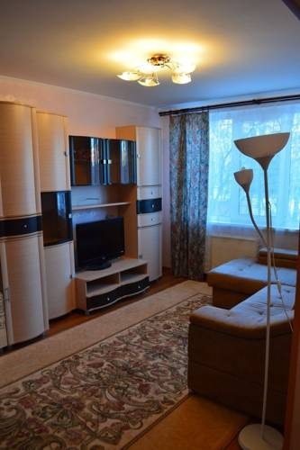 Apartments on Sofiyskaya 48