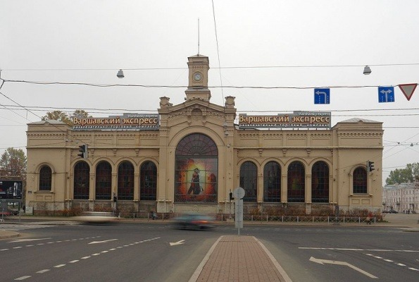 ТРЦ «Варшавский Экспресс» - бывший Варшавский вокзал