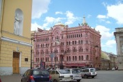Площадь Островского в историческом центре города