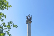 Крымская колонна и запасной двор